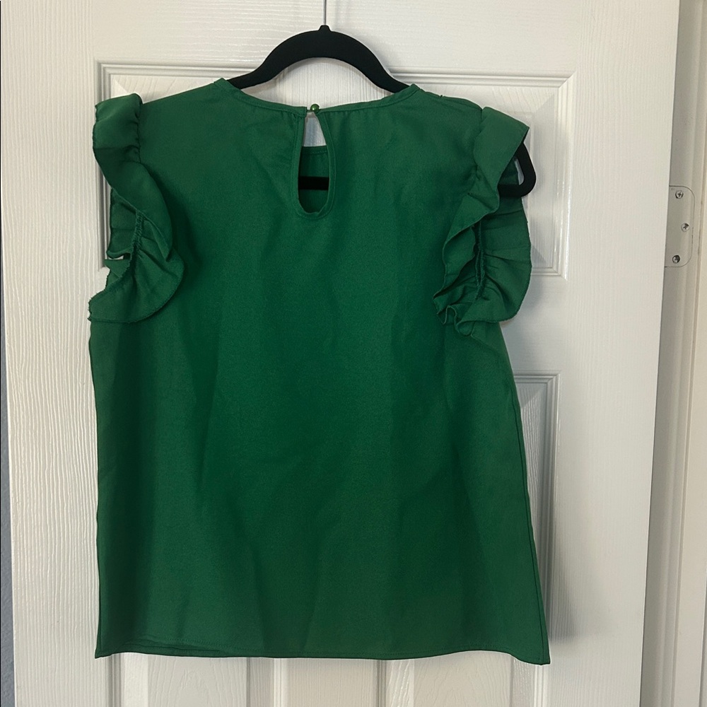 Women's Green‎ Ruffle Top - Picture 6 of 6
